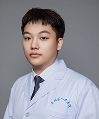 丁鹏 信息照片.jpg