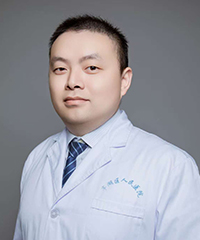 黄利鞍 信息照片.jpg